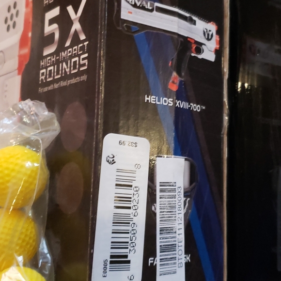 Nerf rival xvIII-500.w straps and 5 rounds. - Picture 3 of 4